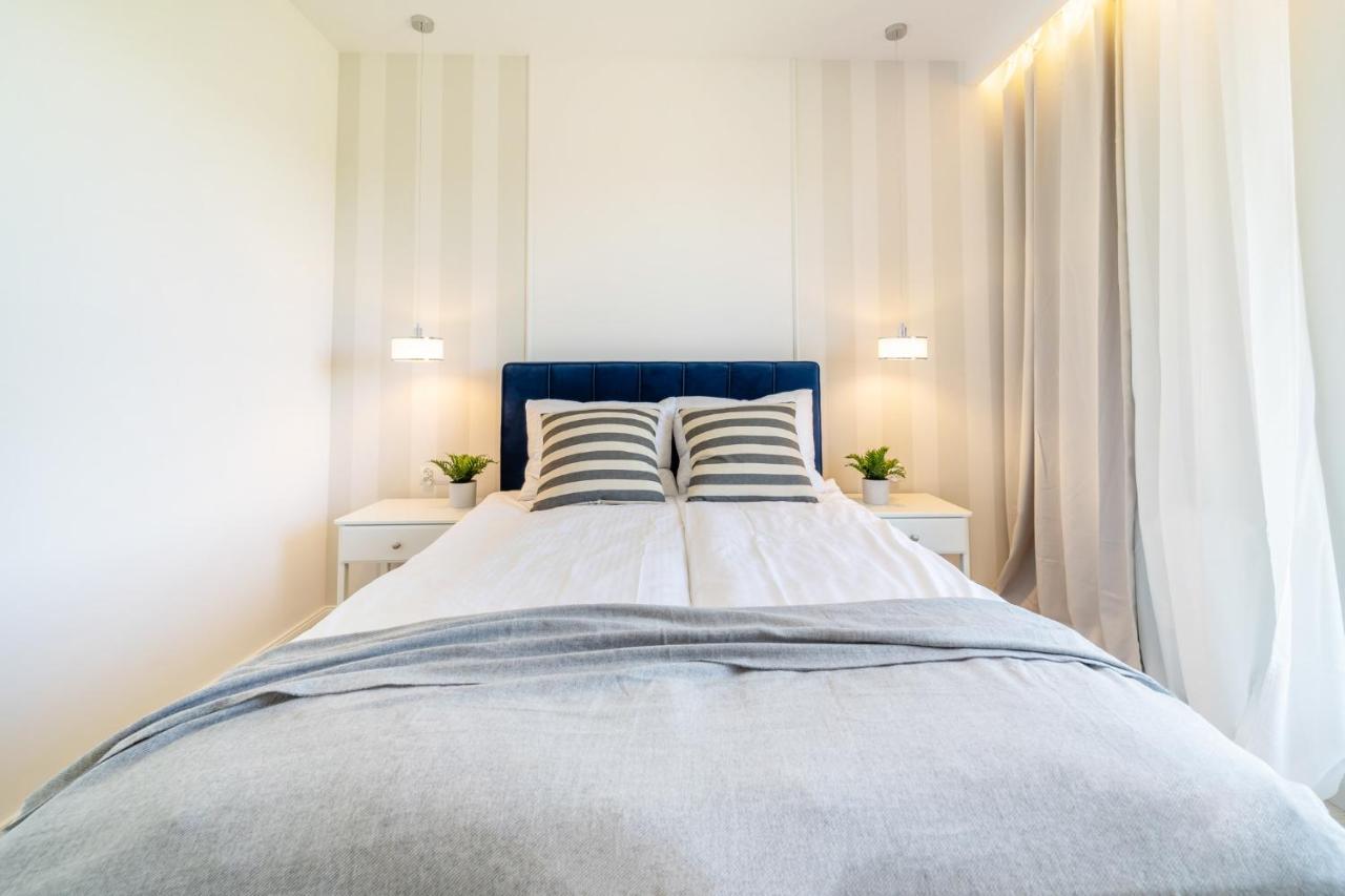 Belle View - 3Pok, Nawet 5 Lozek, Piekny Widok Na Rzeke, Tv55" Z Netflix I Max, Parking, Winda Apartment Илава Екстериор снимка