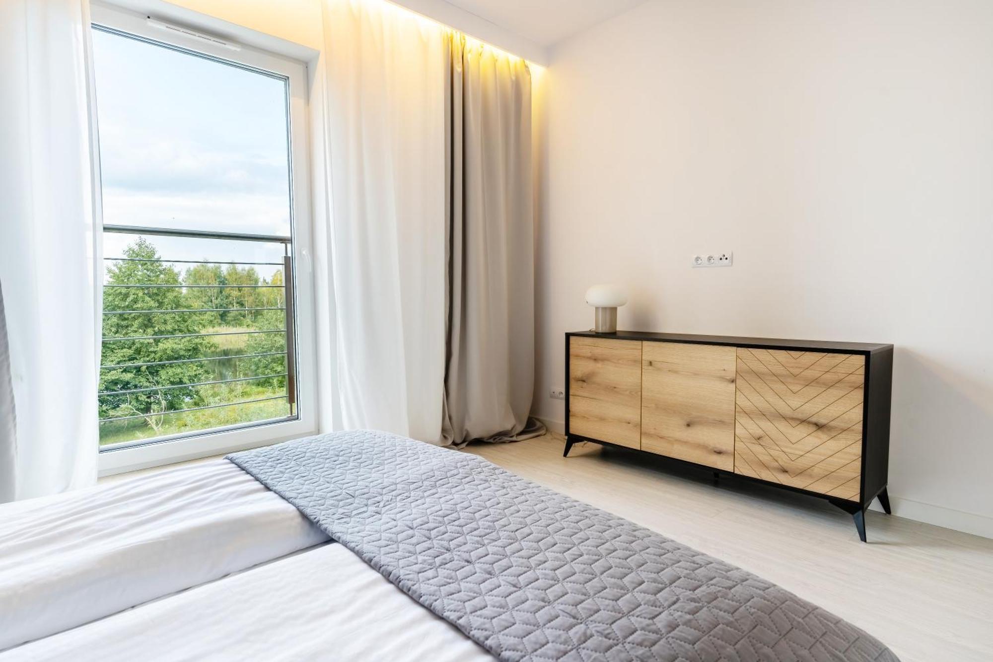 Belle View - 3Pok, Nawet 5 Lozek, Piekny Widok Na Rzeke, Tv55" Z Netflix I Max, Parking, Winda Apartment Илава Екстериор снимка