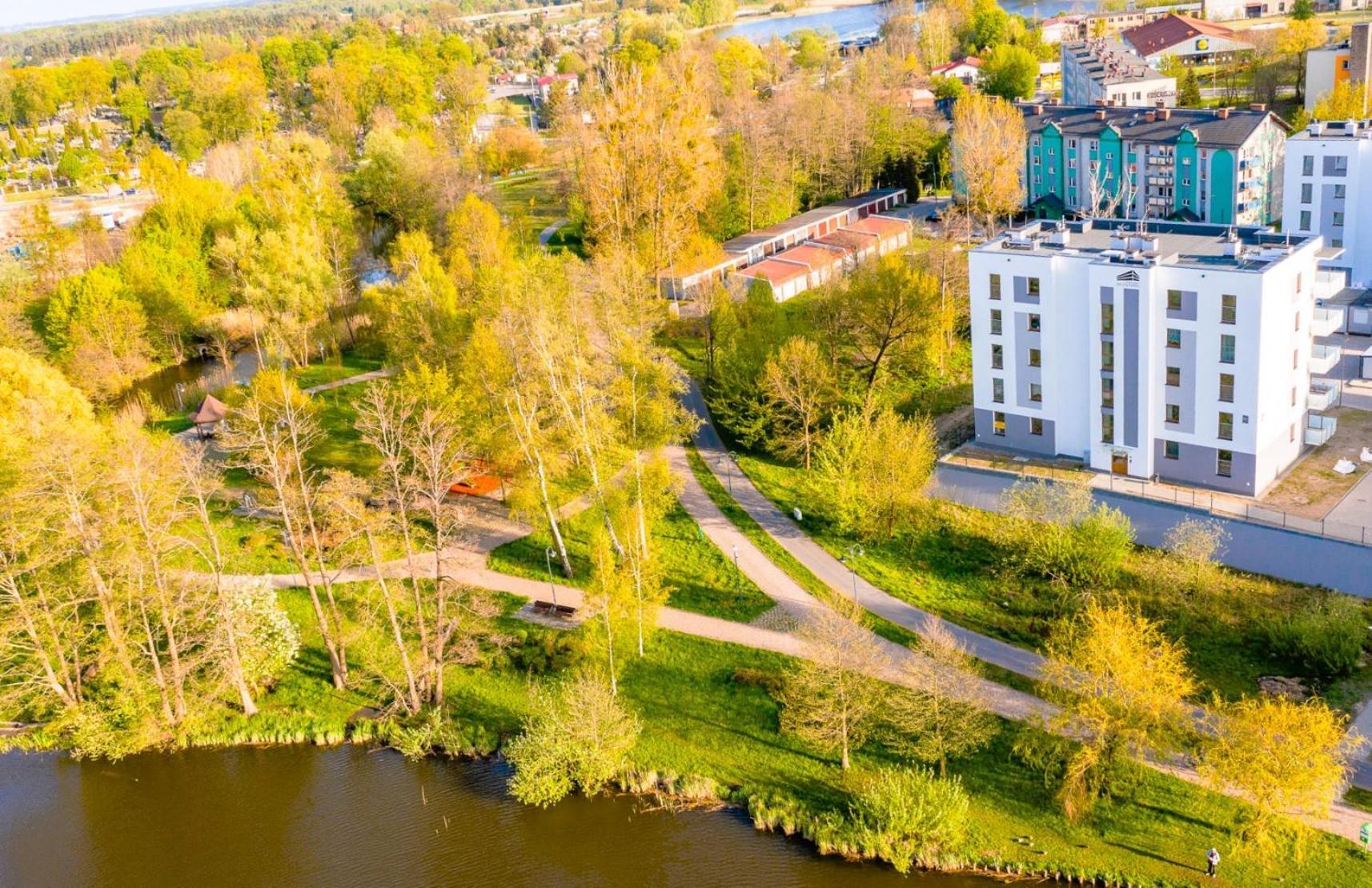 Belle View - 3Pok, Nawet 5 Lozek, Piekny Widok Na Rzeke, Tv55" Z Netflix I Max, Parking, Winda Apartment Илава Екстериор снимка